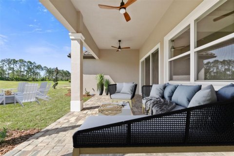 House in Palm Coast, Florida 3 bedrooms, 212.28 sq.m. № 1609084 - photo 12