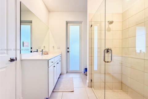 Casa en venta en Homestead, Florida, 4 dormitorios, 286.6 m2 № 2054861 - foto 25