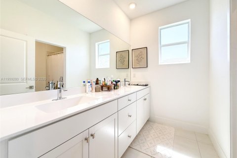 Casa en venta en Homestead, Florida, 4 dormitorios, 286.6 m2 № 2054861 - foto 20