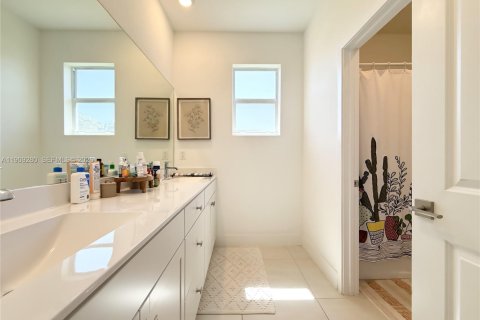 Casa en venta en Homestead, Florida, 4 dormitorios, 286.6 m2 № 2054861 - foto 21