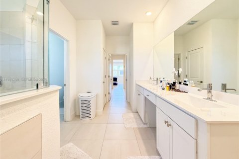 Casa en venta en Homestead, Florida, 4 dormitorios, 286.6 m2 № 2054861 - foto 29