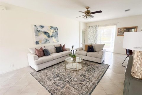 House in Lakeland, Florida 3 bedrooms, 163.32 sq.m. № 1919009 - photo 5