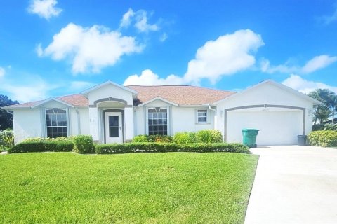 Villa ou maison à Punta Gorda, Floride 3 chambres, 185.8 m2 № 2291178