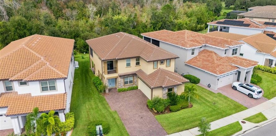 Villa ou maison à Orlando, Floride 5 chambres, 310.2 m2 № 2407156