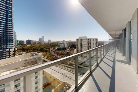 Снять в аренду кондоминиум в Майами, Флорида 2 спальни, 102.56м2, № 2040247 - фото 11