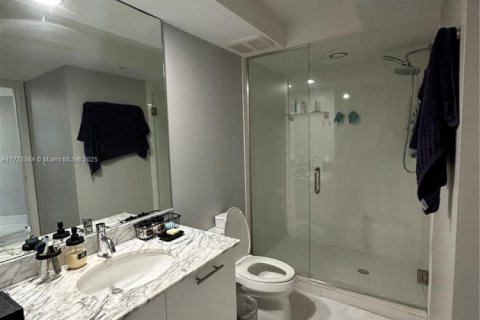 Condo in Miami, Florida, 2 bedrooms  № 1693033 - photo 26