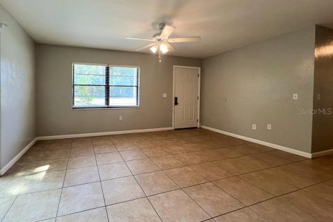 Apartamento en alquiler en Gainesville, Florida, 3 dormitorios, 94.48 m2 № 1901325 - foto 14