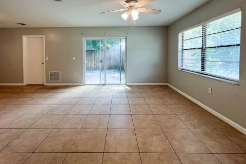 Apartamento en alquiler en Gainesville, Florida, 3 dormitorios, 94.48 m2 № 1901325 - foto 25