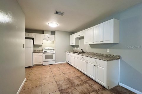 Apartamento en alquiler en Gainesville, Florida, 3 dormitorios, 94.48 m2 № 1901325 - foto 8