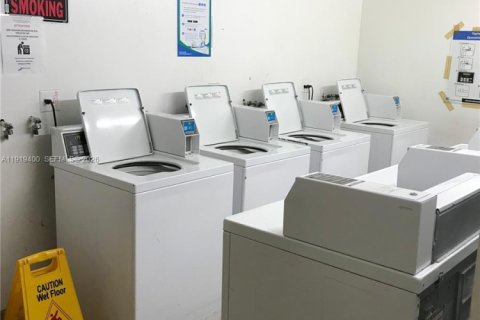 Снять в аренду кондоминиум в Норт-Майами-Бич, Флорида 1 спальня, 66.89м2, № 1974648 - фото 17