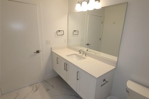 Condo in Clearwater, Florida, 4 bedrooms  № 2156511 - photo 30