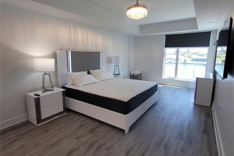 Condo in Clearwater, Florida, 4 bedrooms  № 2156511 - photo 18