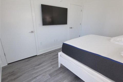 Condo in Clearwater, Florida, 4 bedrooms  № 2156511 - photo 27