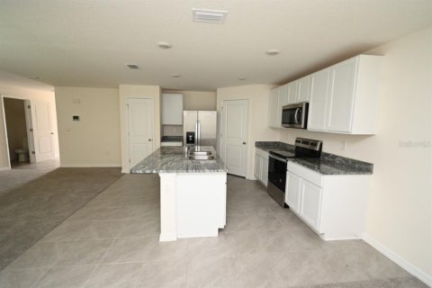 Casa en venta en Dade City, Florida, 3 dormitorios, 180.42 m2 № 2201023 - foto 7