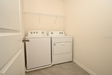 Casa en venta en Dade City, Florida, 3 dormitorios, 180.42 m2 № 2201023 - foto 24