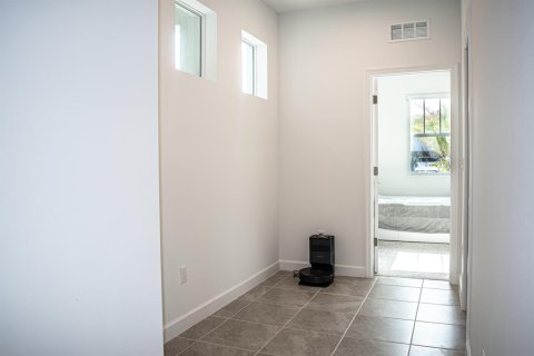 Villa ou maison à vendre à Port St. Lucie, Floride: 4 chambres, 255.2 m2 № 2421332 - photo 16