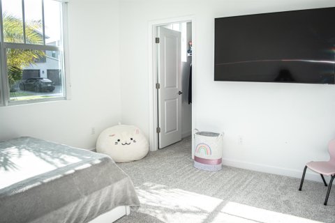 Villa ou maison à vendre à Port St. Lucie, Floride: 4 chambres, 255.2 m2 № 2421332 - photo 19