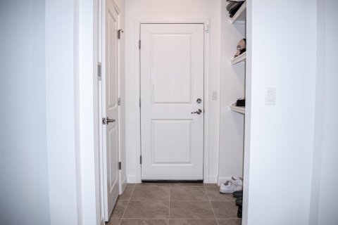Villa ou maison à vendre à Port St. Lucie, Floride: 4 chambres, 255.2 m2 № 2421332 - photo 13