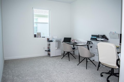 Villa ou maison à vendre à Port St. Lucie, Floride: 4 chambres, 255.2 m2 № 2421332 - photo 14