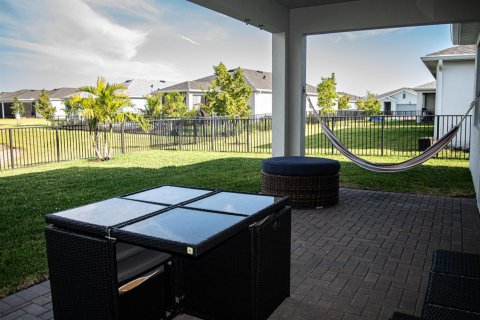 Villa ou maison à vendre à Port St. Lucie, Floride: 4 chambres, 255.2 m2 № 2421332 - photo 23