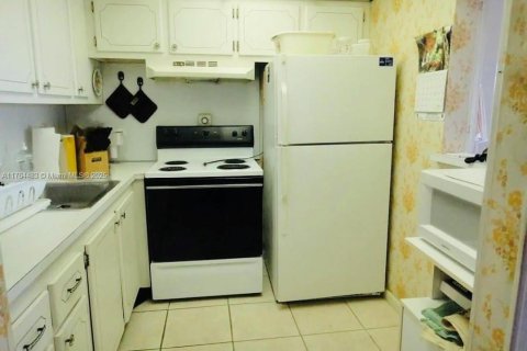Condominio en venta en West Palm Beach, Florida, 1 dormitorio, 60.01 m2 № 1985619 - foto 5