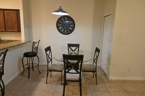 Townhouse in Orlando, Florida 2 bedrooms, 158.31 sq.m. № 2214782 - photo 8