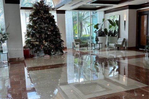 Appartement à louer à Sunny Isles Beach, Floride: 2 chambres, 163.51 m2 № 1946492 - photo 3