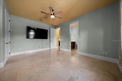 House in Ocala, Florida 4 bedrooms, 376.53 sq.m. № 2223334 - photo 27