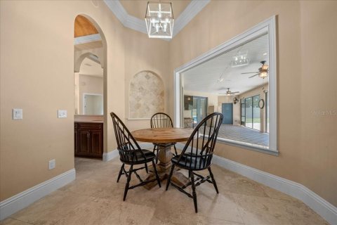 House in Ocala, Florida 4 bedrooms, 376.53 sq.m. № 2223334 - photo 19
