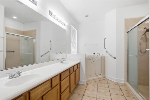 Villa ou maison à vendre à Kissimmee, Floride: 4 chambres, 222.5 m2 № 2149836 - photo 17