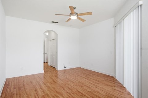 Villa ou maison à vendre à Kissimmee, Floride: 4 chambres, 222.5 m2 № 2149836 - photo 15