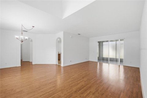 Villa ou maison à vendre à Kissimmee, Floride: 4 chambres, 222.5 m2 № 2149836 - photo 3