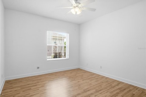 Villa ou maison à vendre à Kissimmee, Floride: 4 chambres, 222.5 m2 № 2149836 - photo 21
