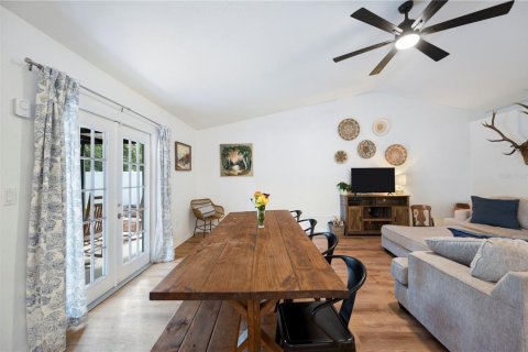 House in Lakeland, Florida 3 bedrooms, 138.61 sq.m. № 1910556 - photo 5