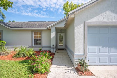 House in Lakeland, Florida 3 bedrooms, 138.61 sq.m. № 1910556 - photo 3