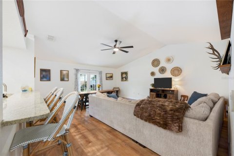 House in Lakeland, Florida 3 bedrooms, 138.61 sq.m. № 1910556 - photo 4