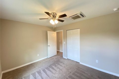 Villa ou maison à louer à Ocala, Floride: 3 chambres, 134.99 m2 № 2425773 - photo 19
