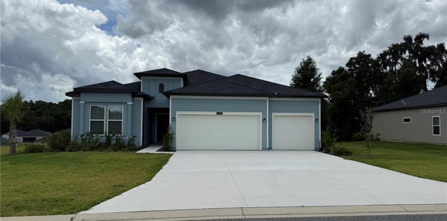 House in Dunnellon, Florida 4 bedrooms, 210.7 sq.m. № 1878049