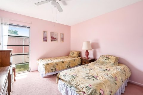 Купить кондоминиум в Уэст-Палм-Бич, Флорида 5 комнат, 82.5м2, № 2147042 - фото 24