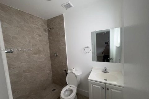 Appartement à louer à Hallandale Beach, Floride: 3 chambres, 91.97 m2 № 2269553 - photo 7