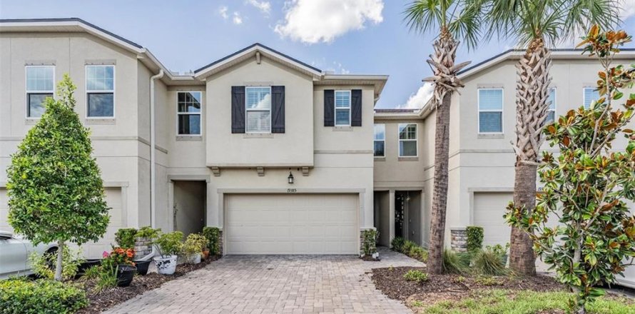 Townhouse in Lutz, Florida 3 bedrooms, 208.38 sq.m. № 1853473