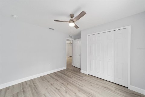 House in Ocala, Florida 3 bedrooms, 117.71 sq.m. № 1635156 - photo 21