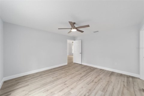House in Ocala, Florida 3 bedrooms, 117.71 sq.m. № 1635156 - photo 17