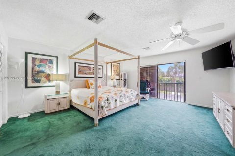Villa ou maison à vendre à Miami, Floride: 5 chambres, 350.43 m2 № 2189033 - photo 28