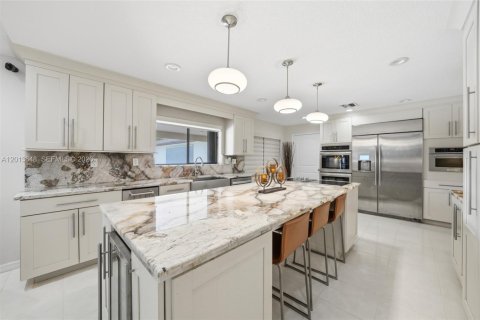 Villa ou maison à Miami, Floride 5 chambres, 350.43 m2 № 2189033
