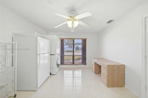 Villa ou maison à vendre à Miami, Floride: 5 chambres, 350.43 m2 № 2189033 - photo 19