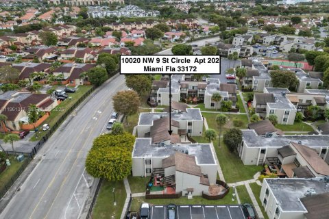 Condominio en alquiler en Miami, Florida, 3 dormitorios, 118.45 m2 № 2023210 - foto 28