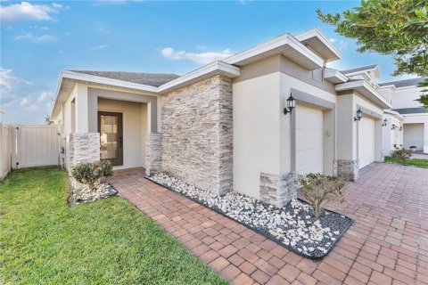 House in Kissimmee, Florida 4 bedrooms, 176.51 sq.m. № 2226797