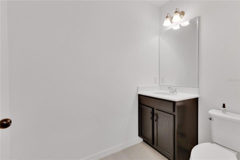 House in Kissimmee, Florida 4 bedrooms, 176.51 sq.m. № 2226797 - photo 11