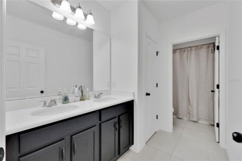 House in Kissimmee, Florida 4 bedrooms, 176.51 sq.m. № 2226797 - photo 19